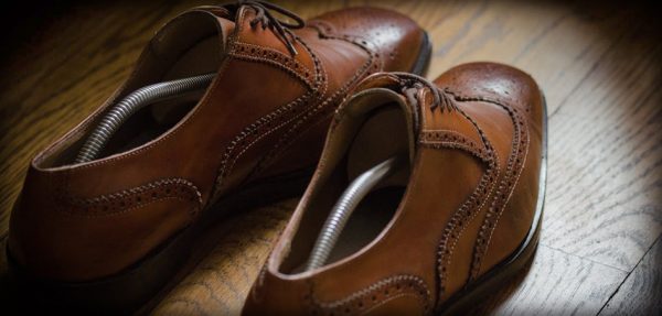 napenjalci_obutev_collonil